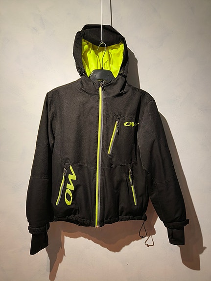 Product image 1 of 4