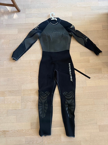 Product image 1 of 10