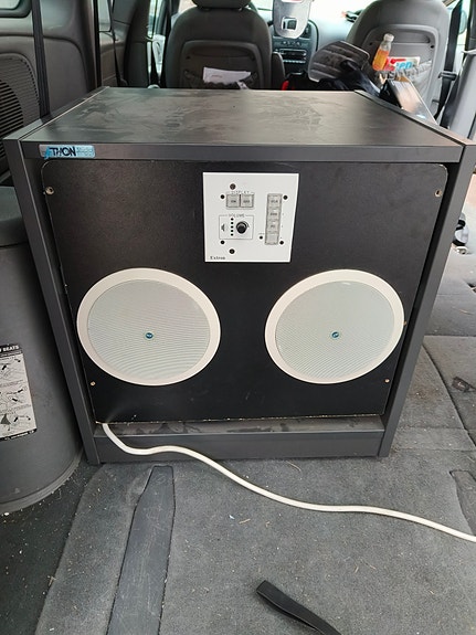 Product image 1 of 2