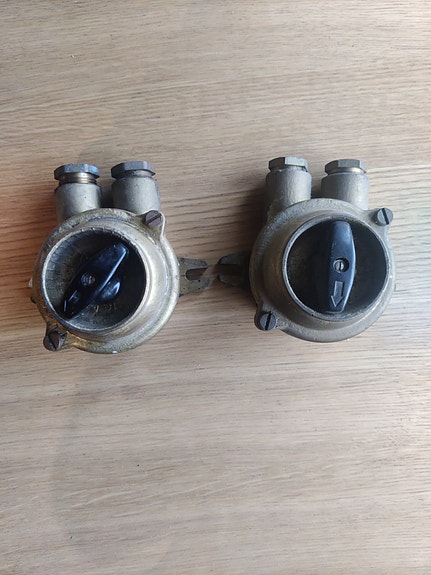 Product image 1 of 7