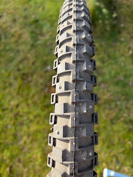 Product image 1 of 2