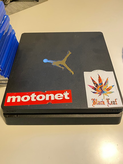 Product image 1 of 3