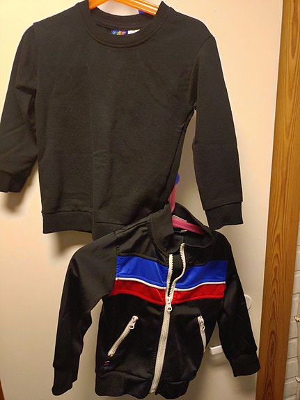 Product image 1 of 4