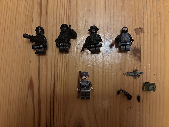 Product image 1 of 7