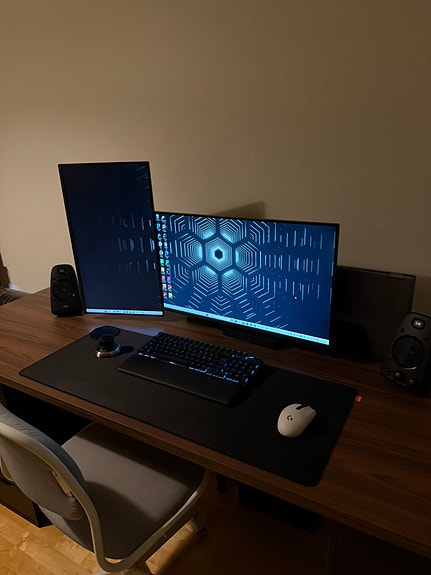 Product image 1 of 7