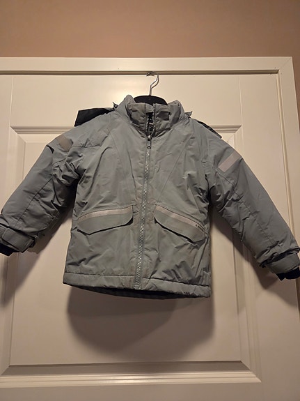 Product image 1 of 2