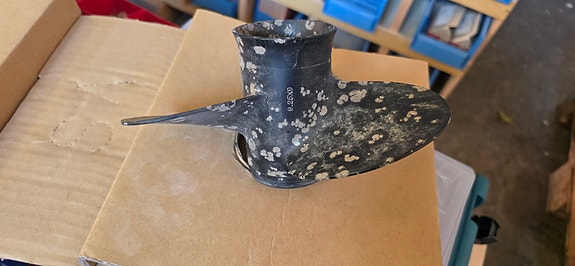 Product image 1 of 3