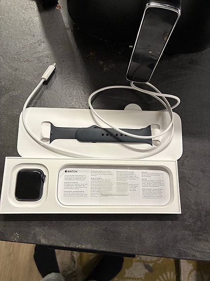 Product image 1 of 4