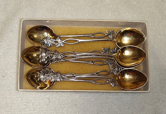 Product image 1 of 5
