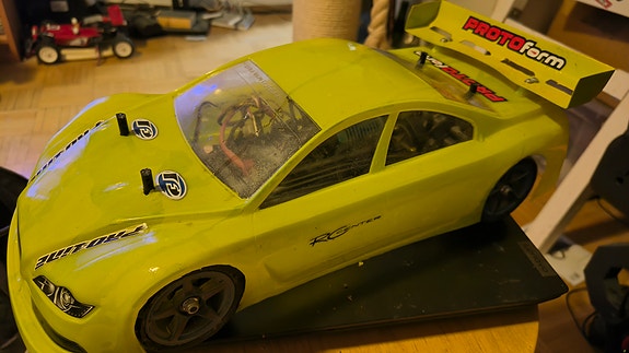 Product image 1 of 6