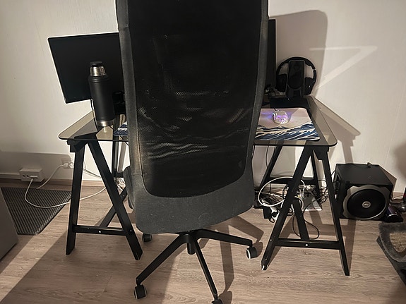 Product image 1 of 2