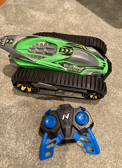 Product image 1 of 3