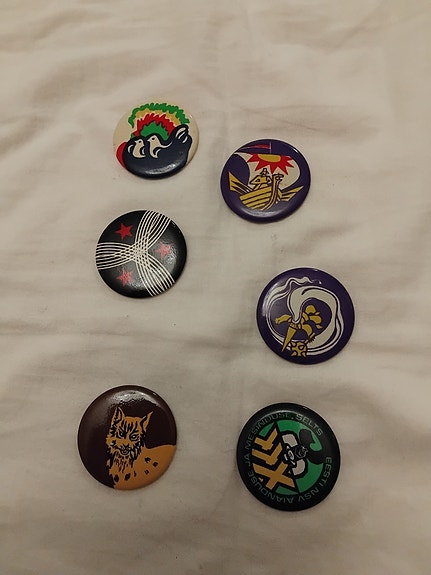 Product image 1 of 2