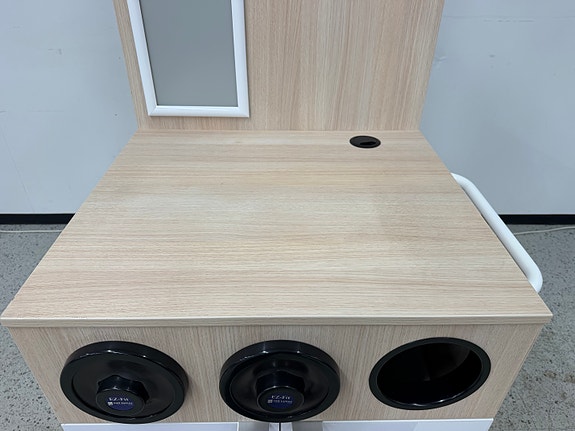Product image 6 of 9