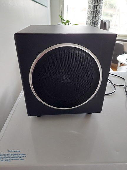 Product image 1 of 2