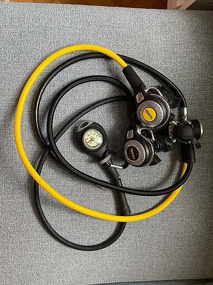 Product image 1 of 5