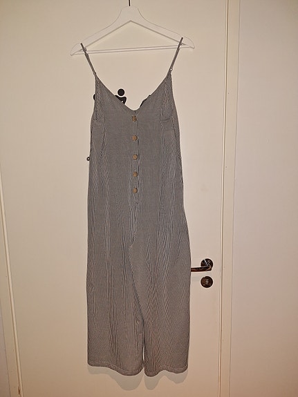Product image 1 of 9