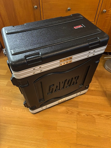 Product image 1 of 6