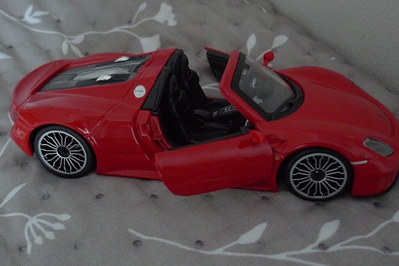 Product image 1 of 2