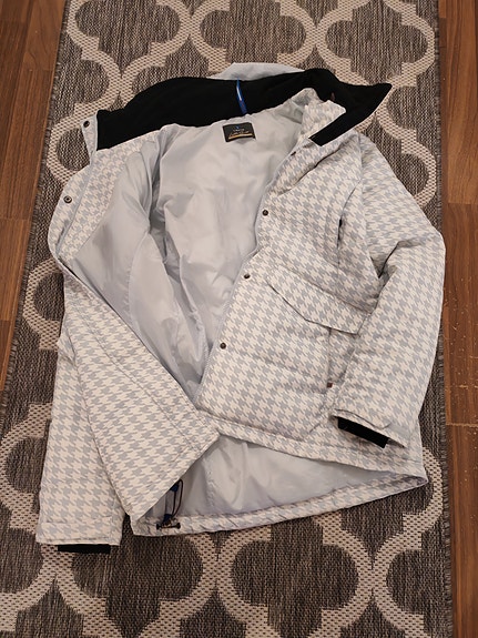 Product image 1 of 4