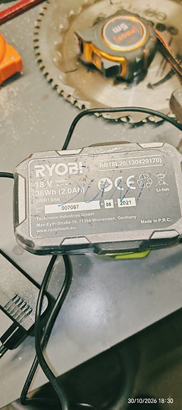 Product image 2 of 3
