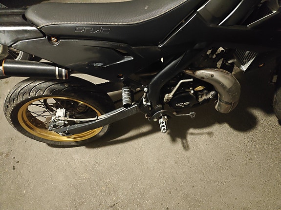 Product image 1 of 5