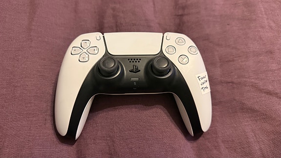 Product image 1 of 3