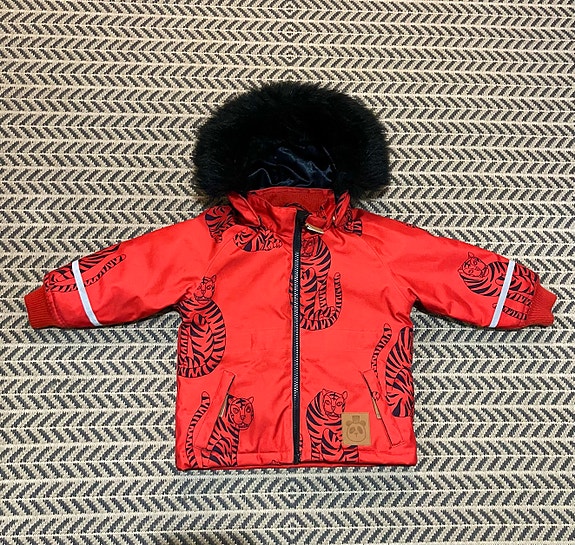 Product image 1 of 9