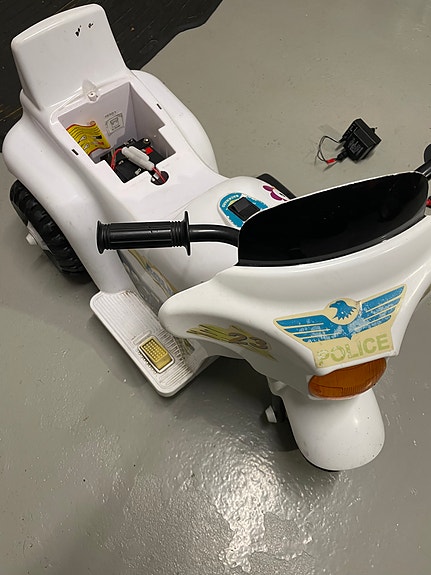 Product image 1 of 2
