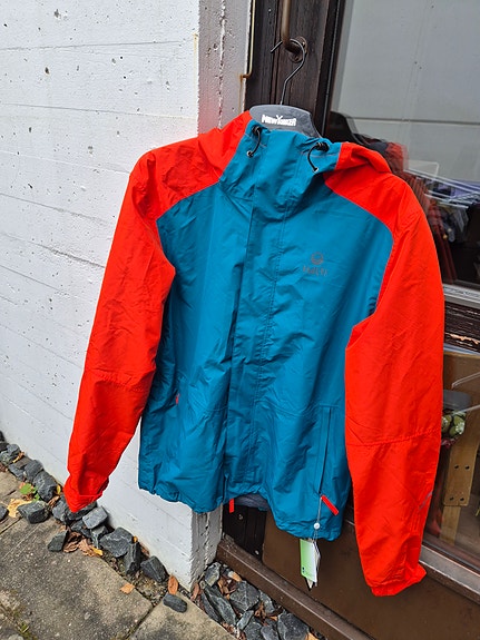 Product image 1 of 6