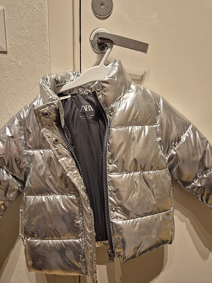 Product image 1 of 7