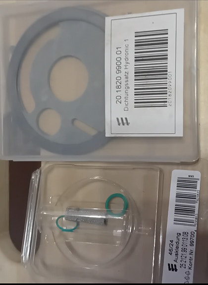 Product image 1 of 3
