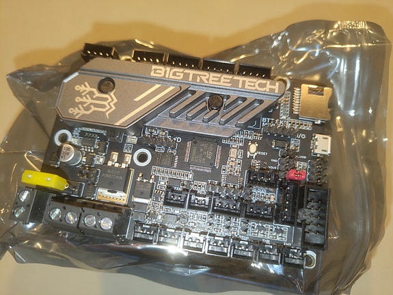 Product image 1 of 3