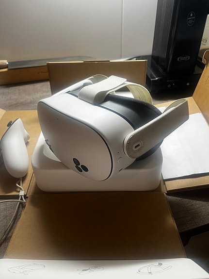 Product image 1 of 4