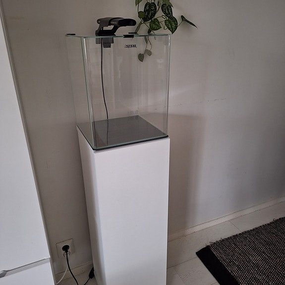 Product image 1 of 7