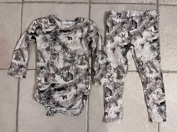 Product image 1 of 9
