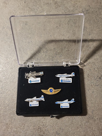 Product image 1 of 3