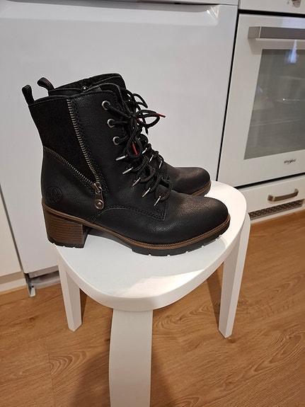 Product image 1 of 8