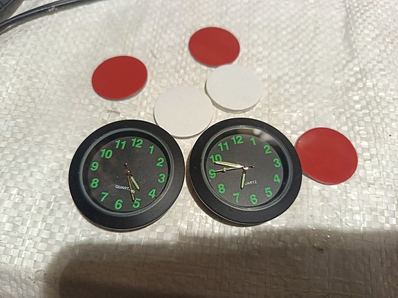 Product image 1 of 3