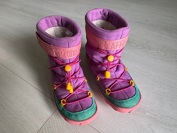 Product image 1 of 6