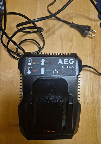 Product image 1 of 2