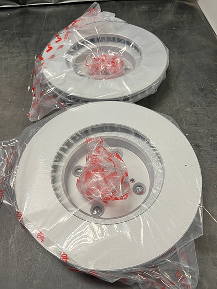 Product image 1 of 2
