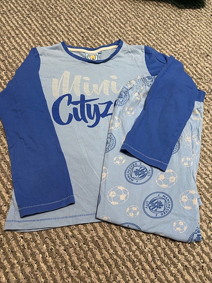 Product image 1 of 4