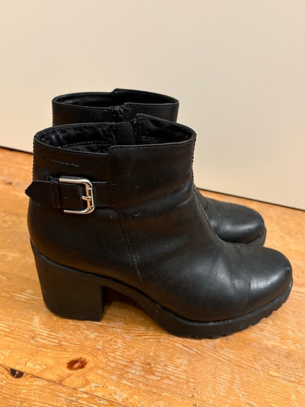 Product image 1 of 6