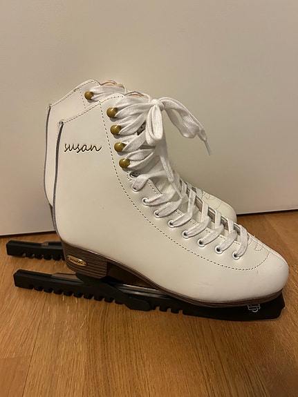 Product image 1 of 8