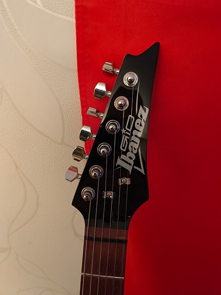 Product image 1 of 3