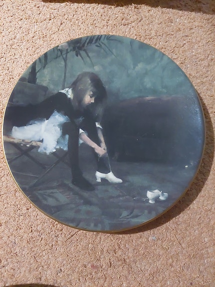 Product image 1 of 2