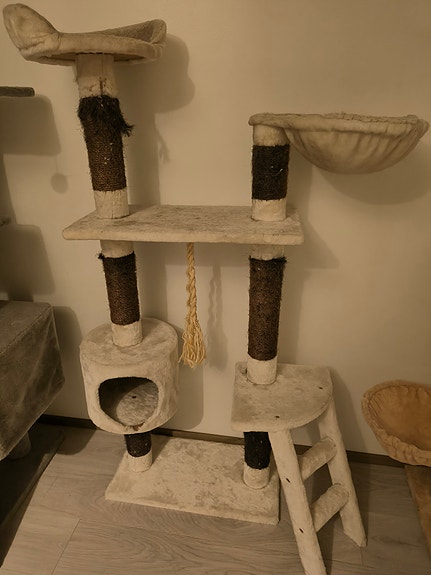 Product image 1 of 4