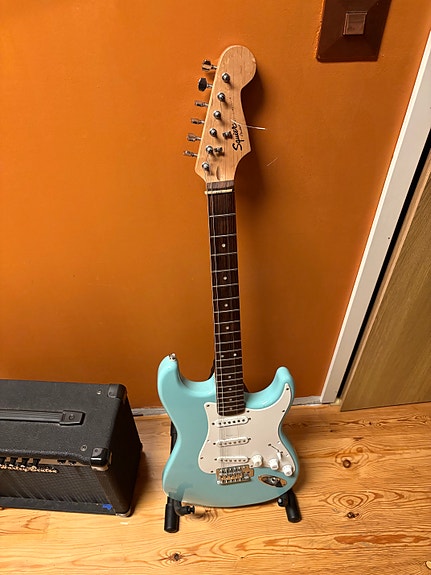 Product image 1 of 8