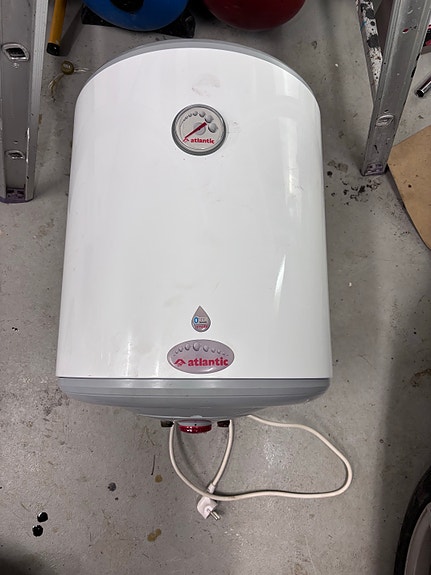 Product image 1 of 3